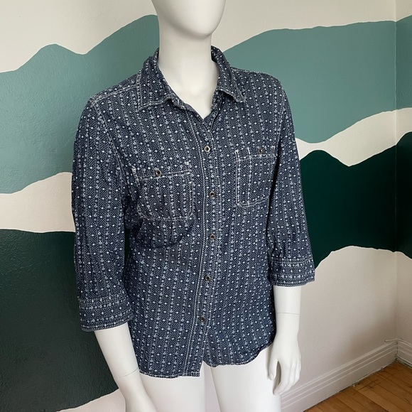 SEVEN 7 chambray button down | Size 18-20 | Mint condition | Only worn once - Picture 3 of 5